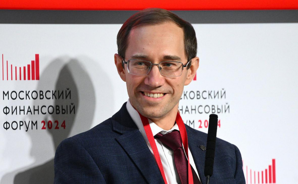Почти во всех регионах России проходят выборы. Первые результаты
Почти во всех регионах России проходят выборы. Первые результаты