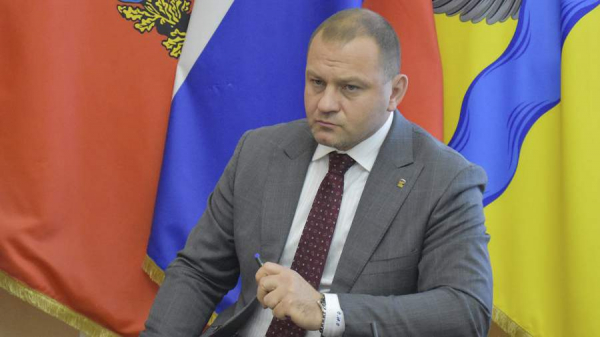 
                    Мэр Оренбурга Сергей Салмин ушел в отставку

        
