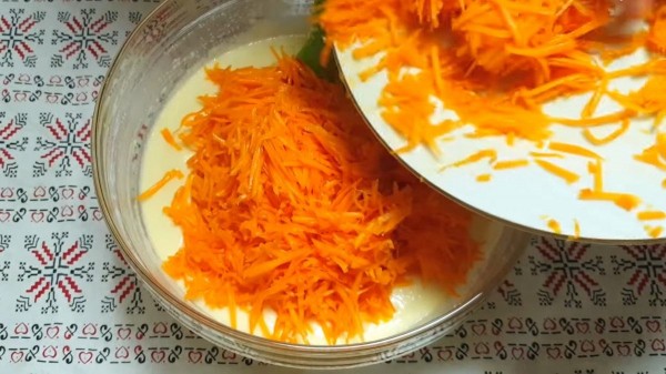 Манный пирог из тыквы в духовке Манный пирог из тыквы в духовке