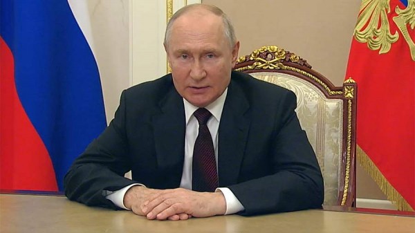 Владимир Путин поздравил железнодорожников с профессиональным праздником
