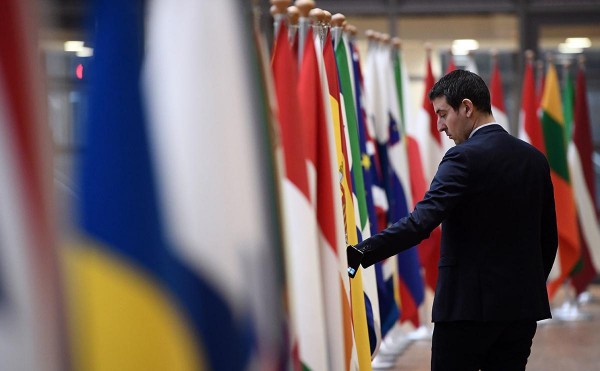 
                    FT узнала, что ЕС сочтет успехом встречи по Украине без участия России

                