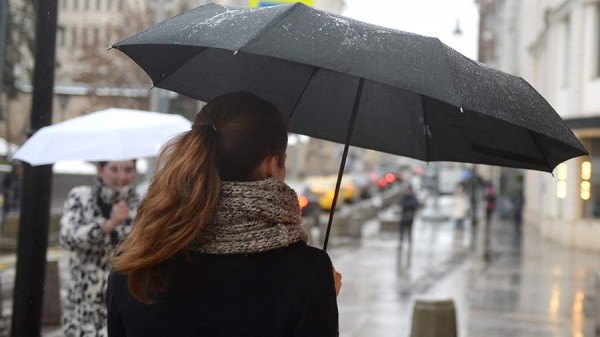 Вильфанд спрогнозировал приход холодов и дождей в Москву 1 октября
