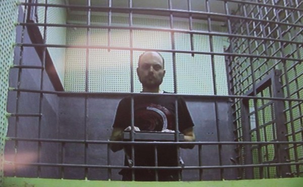 
                    Владимира Кара-Мурзу доставили в омскую колонию

                