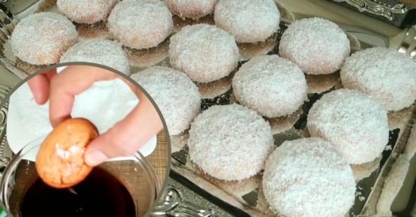 Кокосовое печенье в сиропе из варенья Кокосовое печенье в сиропе из варенья