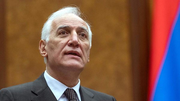 Президент Армении утвердил ратификацию Римского статута МУС
Президент Армении утвердил ратификацию Римского статута МУС