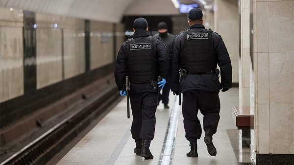 Полиция задержала плеснувшего кипяток в лицо бариста москвича
