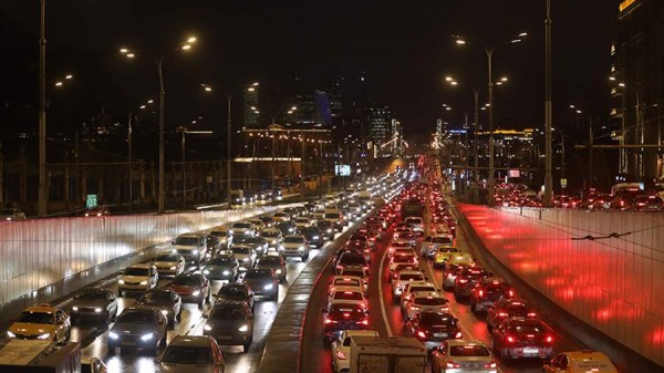 Пробки в Москве вечером 6 октября достигли 9 баллов
