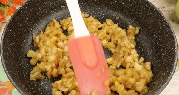 Домашнее печенье с яблоками Домашнее печенье с яблоками