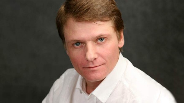 Умер актер из сериалов «Универ» и «Интерны» Михаил Тощев
Умер актер из сериалов «Универ» и «Интерны» Михаил Тощев