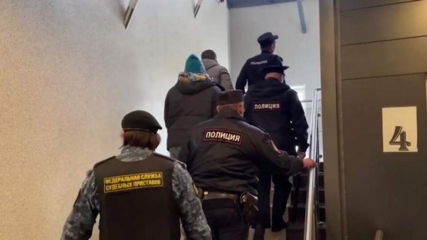 Что известно об участниках банды подростков в Петербурге. Главное
Что известно об участниках банды подростков в Петербурге. Главное