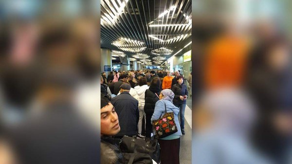 Аэропорт Внуково сообщил о технических сбоях в системе выдачи и приема багажа
Аэропорт Внуково сообщил о технических сбоях в системе выдачи и приема багажа