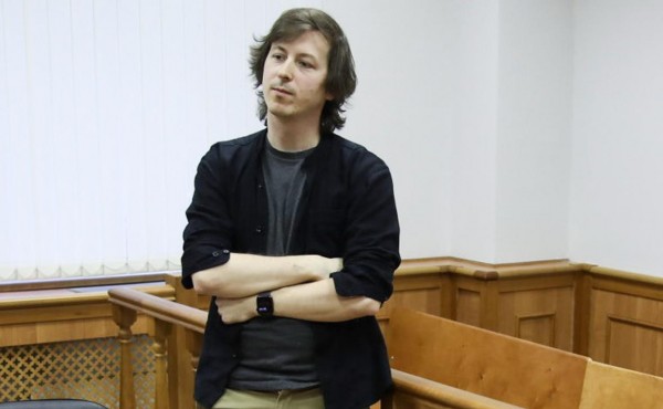 
                    ЕСПЧ присудил дизайнеру из Москвы &euro;26 тыс. за сломанную полицейскими ногу

                