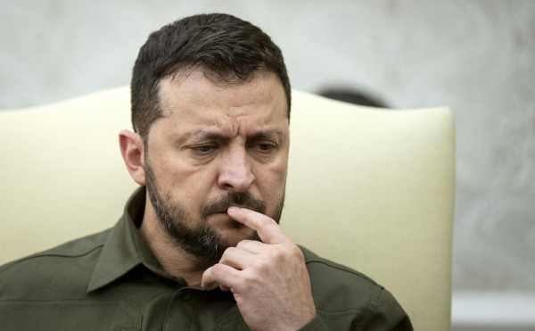 Зеленский запланировал визит солидарности в Израиль
Зеленский запланировал визит солидарности в Израиль