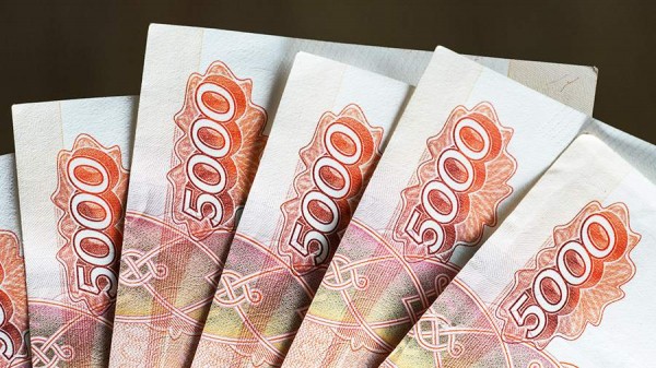 Кириенко заявил о выделении Путиным 1 млрд рублей на конкурс грантов родкомитетам
