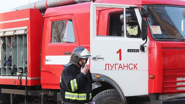 Пожарный погиб в ЛНР из-за детонации боевой части беспилотника ВСУ
