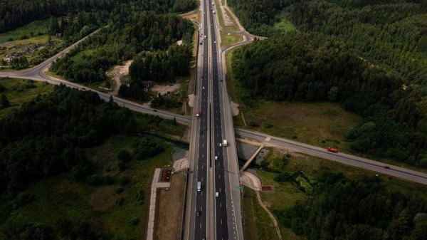 В Тверской области восстановили движение по федеральной трассе М-9
