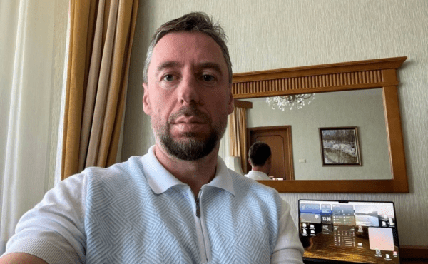 
                    Глава патриаршей комиссии поддержал запрет на теорию Дарвина в учебниках

                