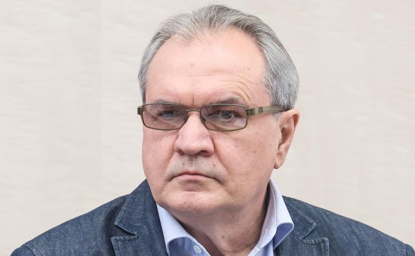 
                    &laquo;4 кв м на человека&raquo; и ДМС: СПЧ предложил реформу миграционной политики

                