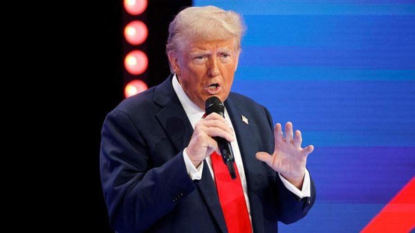 В бундестаге указали на желание Трампа завершить конфликт на Украине
В бундестаге указали на желание Трампа завершить конфликт на Украине