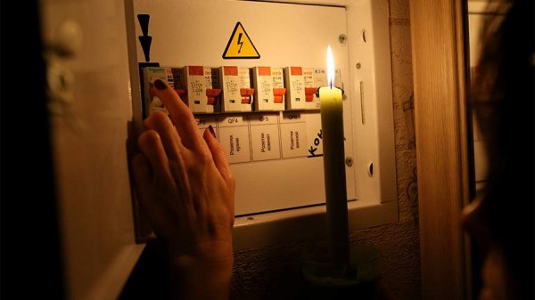 В районе Петербурга 16 домов остались без электричества
В районе Петербурга 16 домов остались без электричества