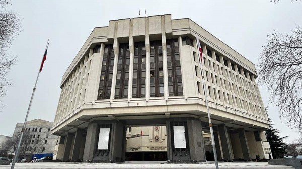 В парламенте Крыма рассказали о страхе Зеленского потерять союзников
