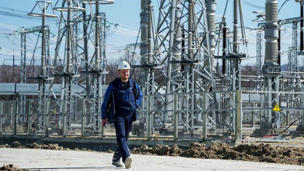 Путин поручил &laquo;Росатому&raquo; изучить ввод Хабаровской и Приморской АЭС к 2032 году
