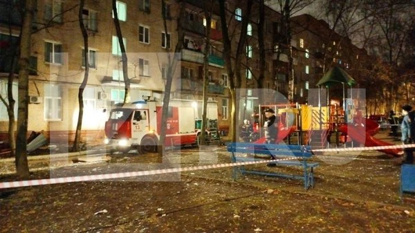 Несколько квартир были повреждены в результате пожара на севере Москвы
Несколько квартир были повреждены в результате пожара на севере Москвы