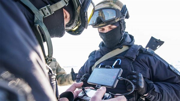 ВС РФ уничтожили FPV-дроном бронемашину ВСУ под Харьковом
ВС РФ уничтожили FPV-дроном бронемашину ВСУ под Харьковом