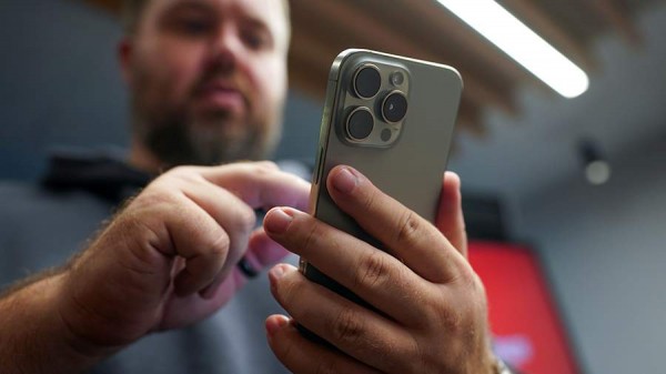 В России планируют запустить полноценный аналог Apple Pay в 2025 году
