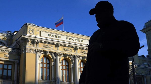 Минфин США пригрозил санкциями участникам разработанной ЦБ РФ системы СПФС
Минфин США пригрозил санкциями участникам разработанной ЦБ РФ системы СПФС