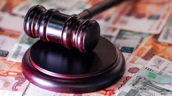 Похитивших более 10 млрд рублей из разорившихся банков осудили на 14&ndash;17 лет
