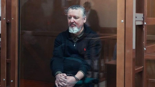 Суд признал законным приговор экс-министру обороны ДНР Стрелкову
