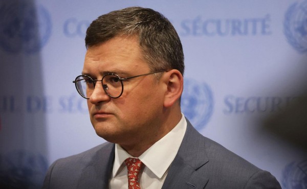 
                    Кулеба поспорил с Залужным о начале третьей мировой войны

                