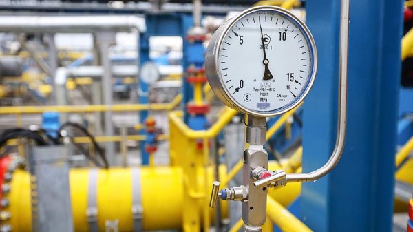 Путин разрешил платить за поставки газа не только через Газпромбанк
Путин разрешил платить за поставки газа не только через Газпромбанк