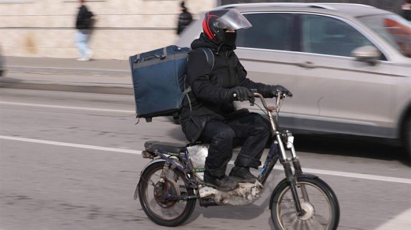 Почти 20% женщин предпочли сами оплачивать доставку еды для себя и партнера
Почти 20% женщин предпочли сами оплачивать доставку еды для себя и партнера