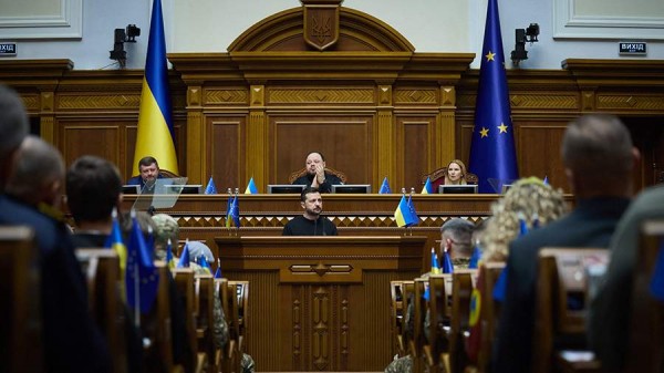 Экс-нардеп Украины рассказал о поощрении офисом Зеленского коррупции в раде
Экс-нардеп Украины рассказал о поощрении офисом Зеленского коррупции в раде