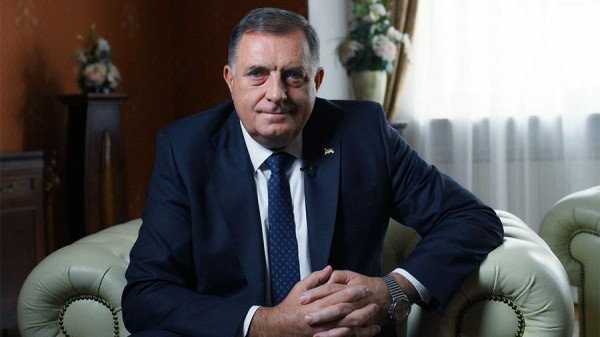 Президент Республики Сербской Милорад Додик успешно перенес операцию на желудке
Президент Республики Сербской Милорад Додик успешно перенес операцию на желудке