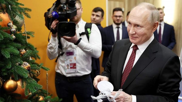 Песков сообщил о планах Путина принять участие в акции «Елка желаний»
Песков сообщил о планах Путина принять участие в акции «Елка желаний»