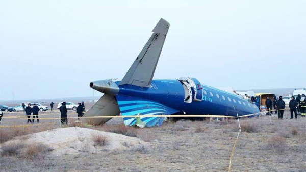 Выживший пассажир восстановил хронологию крушения самолета в Актау

