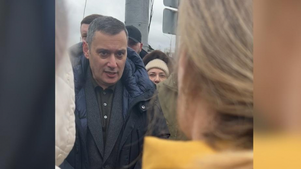 
                    Хинштейн заявил о недоверии к курским чиновникам

                