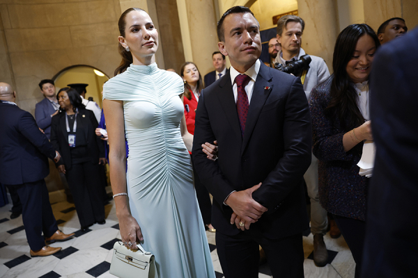 
                    &laquo;Революция здравого смысла&raquo;. О чем Трамп говорил в инаугурационной речи

                