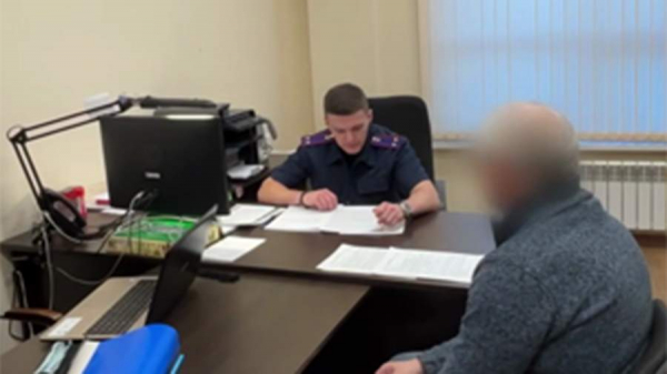 
                    Обвиняемый во взятке экс-замначальника УМВД по Кировской области заключен под стражу

        