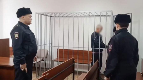 Суд арестовал подозреваемого в убийстве предпринимателя в Чувашии
Суд арестовал подозреваемого в убийстве предпринимателя в Чувашии