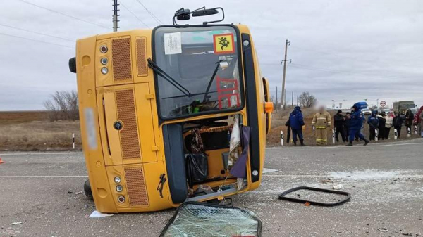 
                    Число пострадавших в ДТП со школьным автобусом под Волгоградом достигло семи

        