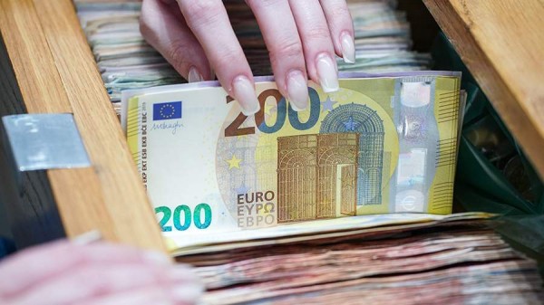 В Германии злоумышленники похитили €10 млн из хранилища банка
В Германии злоумышленники похитили €10 млн из хранилища банка