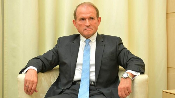 
                    Медведчук заявил о возможном развале Украины и переделе ее территорий соседями

        