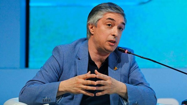СМИ сообщили о задолженности Ровшана Аскерова в 130 тыс. рублей
СМИ сообщили о задолженности Ровшана Аскерова в 130 тыс. рублей