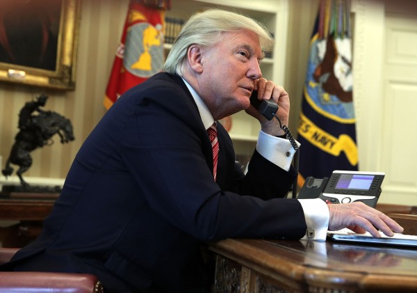 Трамп заявил, что палестинцы не смогут вернуться в Газу
Трамп заявил, что палестинцы не смогут вернуться в Газу