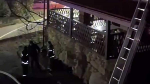 
                    Открытое горение бани в станице Адыгеи ликвидировано

        