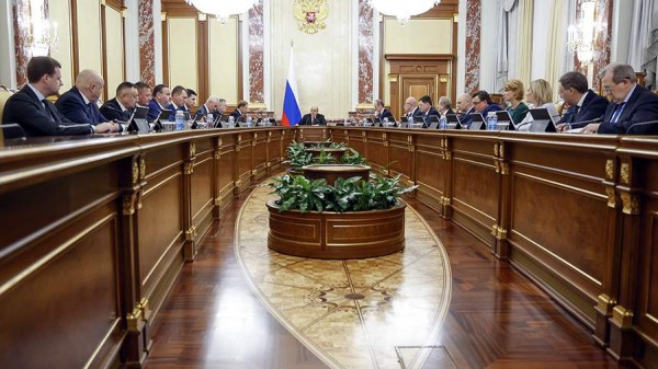 Правительство выделит 40 млрд рублей на выплаты жителям Курской области
Правительство выделит 40 млрд рублей на выплаты жителям Курской области